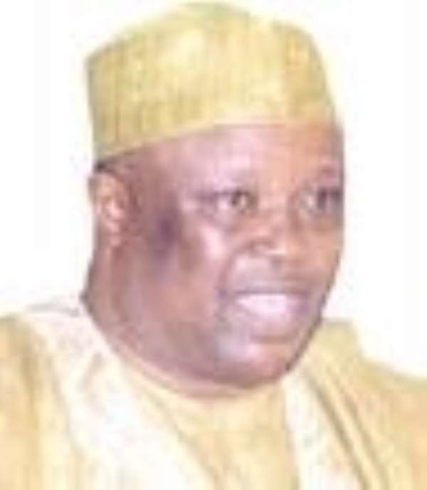 Alhaji Idris gives DCEs three days ultimatum to distribute relief items